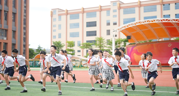 花都黄广小学班级毕业片